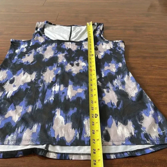 ⭐️3/$15 Eddie Bauer  tank - Picture 3 of 7